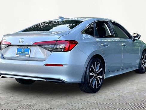 Used 2023 Honda Civic EX image 6
