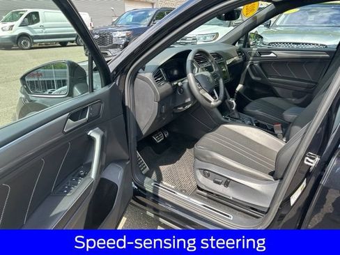 Used 2023 Volkswagen Tiguan SE R-Line AWD/4WD image 13