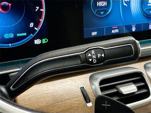 Certified 2022 Mercedes-Benz GLS 450 4MATIC w/ AMG Line Exterior image 17