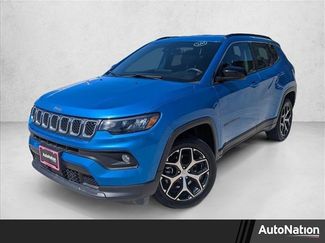Used 2024 Jeep Compass Latitude video 1