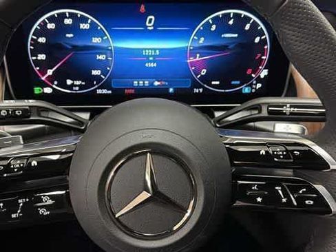 Certified 2026 Mercedes-Benz GLC 300 4MATIC image 17