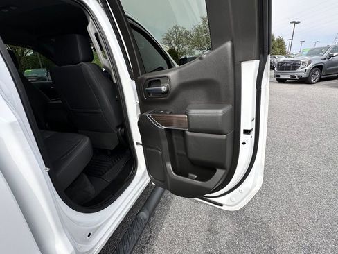 Used 2019 Chevrolet Silverado 1500 RST w/ All-Star Edition AWD/4WD image 17
