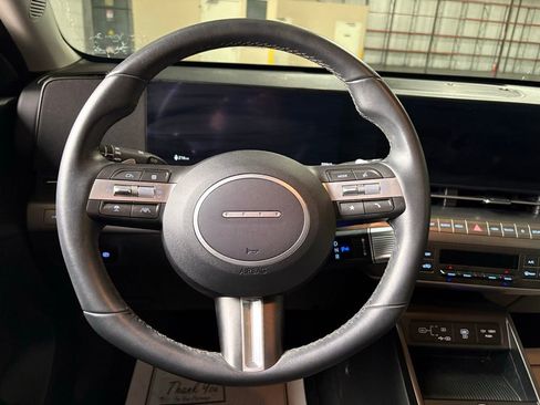 Used 2024 Hyundai Kona SEL image 24