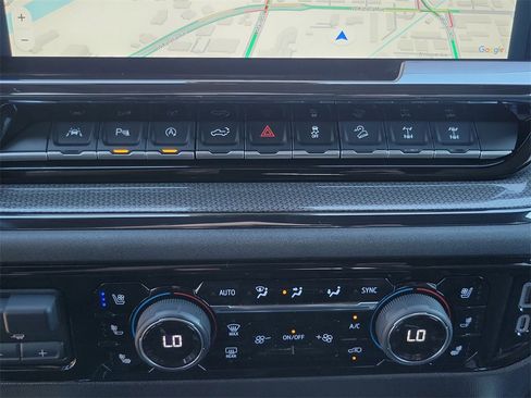 Used 2025 Chevrolet Silverado 1500 ZR2 w/ Technology Package image 14