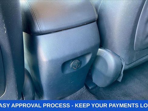 Used 2019 Hyundai Santa Fe XL SE FWD image 13