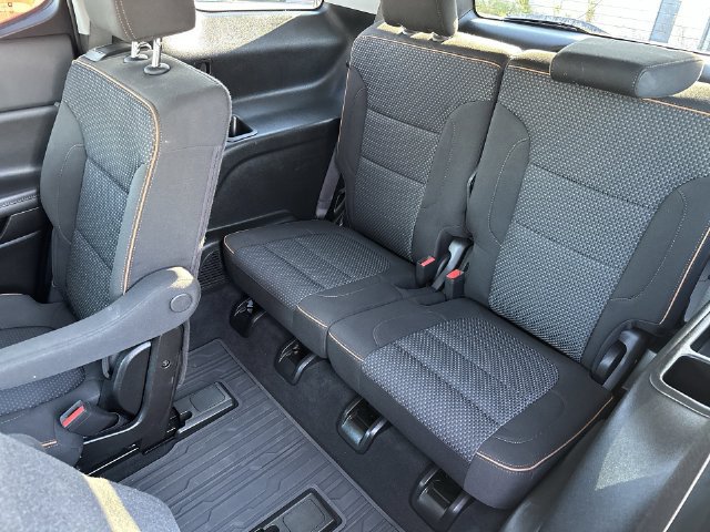 Certified 2023 GMC Acadia AT4 AWD/4WD image 35