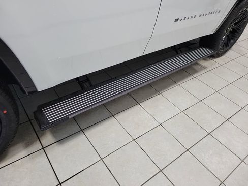 New 2026 Jeep Grand Wagoneer Limited image 13