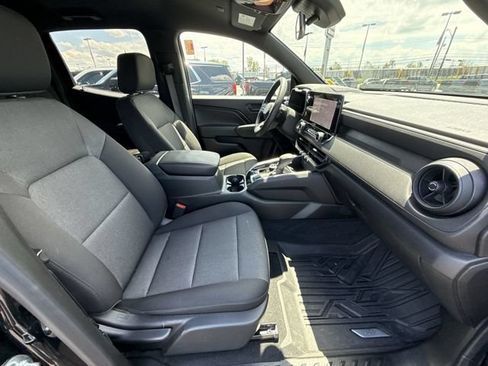 Certified 2024 Chevrolet Colorado Trail Boss w/ Advanced Trailering Package AWD/4WD image 27