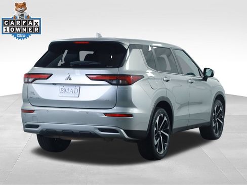 Used 2024 Mitsubishi Outlander SE AWD/4WD image 12