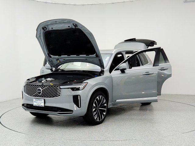 New 2026 Volvo XC90 B6 Plus w/ Protection Package Premier AWD/4WD image 9
