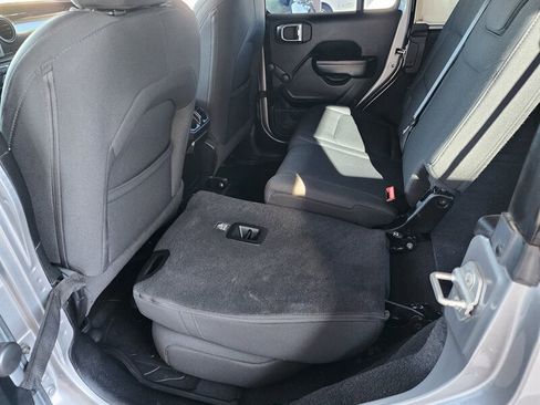 Used 2020 Jeep Wrangler Unlimited Sport image 76