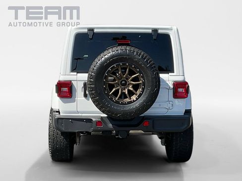 Used 2021 Jeep Wrangler Unlimited Sahara AWD/4WD image 6