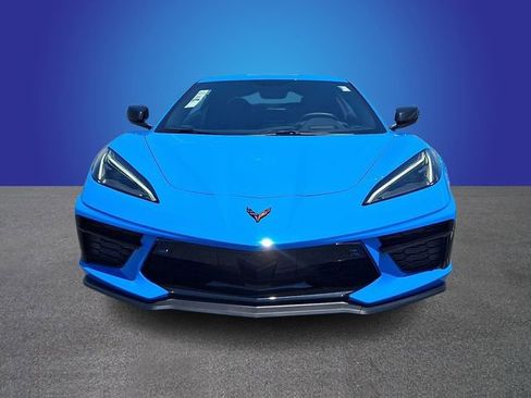 Used 2022 Chevrolet Corvette Stingray Preferred Cpe w/ Z51 Performance Package RWD image 2