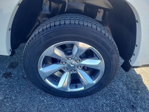 Used 2021 RAM 1500 Limited image 10