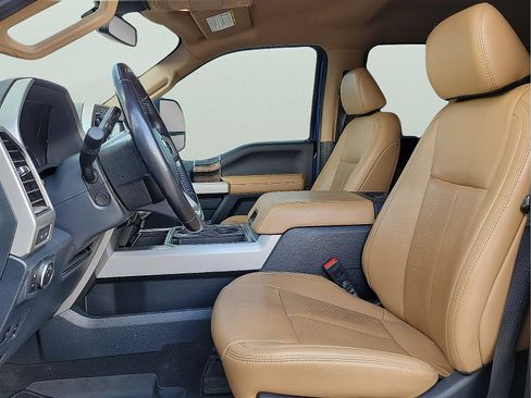 Used 2022 Ford F250 Lariat w/ Lariat Ultimate Package AWD/4WD image 12