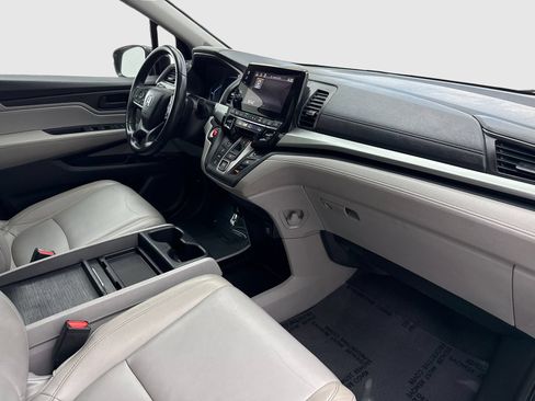 Used 2021 Honda Odyssey EX-L image 42