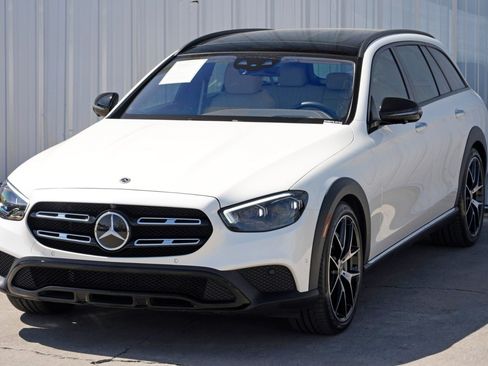 Used 2022 Mercedes-Benz E 450 4MATIC All-Terrain Wagon image 54