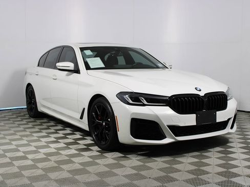 Used 2022 BMW 530i w/ M Sport Package image 22