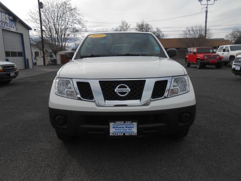 Used 2018 Nissan Frontier S image 4