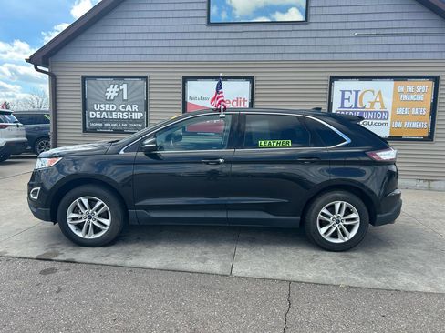 Used 2015 Ford Edge SEL w/ Canadian Comfort Package image 8
