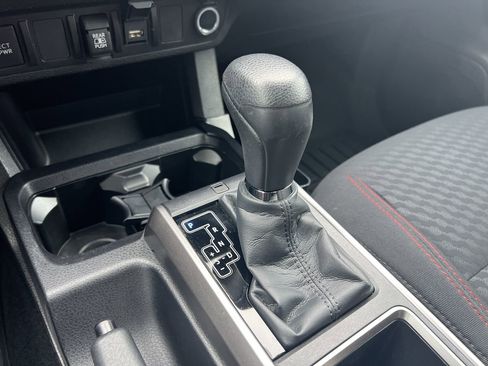 Used 2023 Toyota Tacoma SR5 w/ Technology Package AWD/4WD image 26
