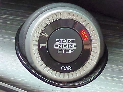 Used 2023 Jeep Wagoneer Series III w/ Preferred Equipment Group image 29