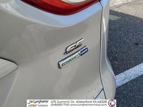 Used 2014 Ford Escape SE image 29