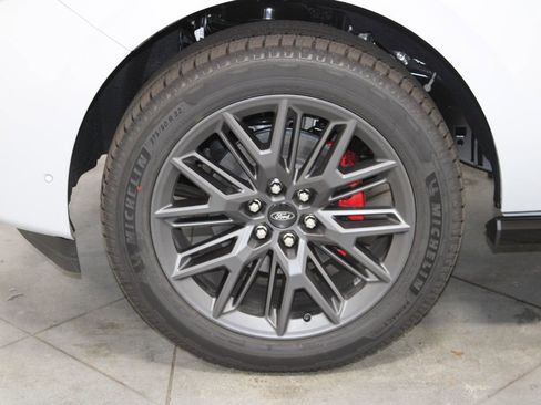 New 2025 Ford Expedition Platinum w/ Stealth Performance Package image 16