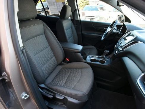 Used 2019 Chevrolet Equinox LT AWD/4WD image 19