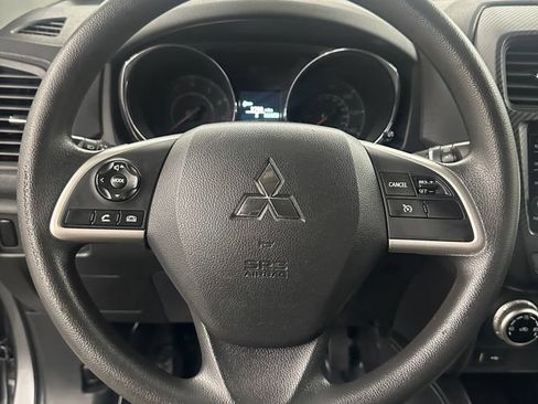 Used 2020 Mitsubishi Outlander Sport ES FWD image 13