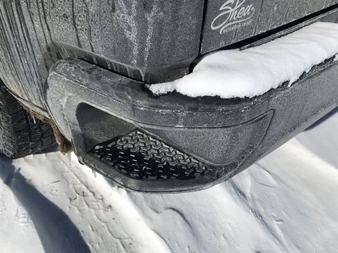 Certified 2019 Chevrolet Silverado 1500 Custom Trail Boss w/ Custom Convenience Package image 4