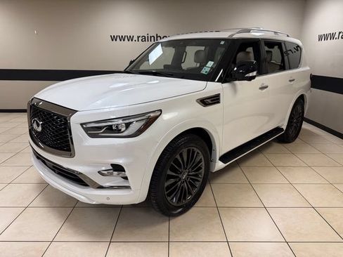 Used 2024 INFINITI QX80 Sensory RWD image 3