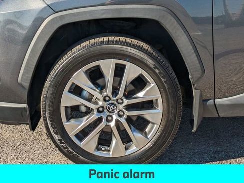 Used 2019 Toyota RAV4 XLE Premium image 13