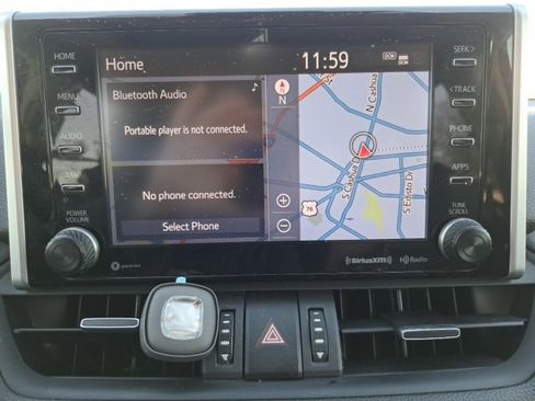 Used 2019 Toyota RAV4 Limited image 21