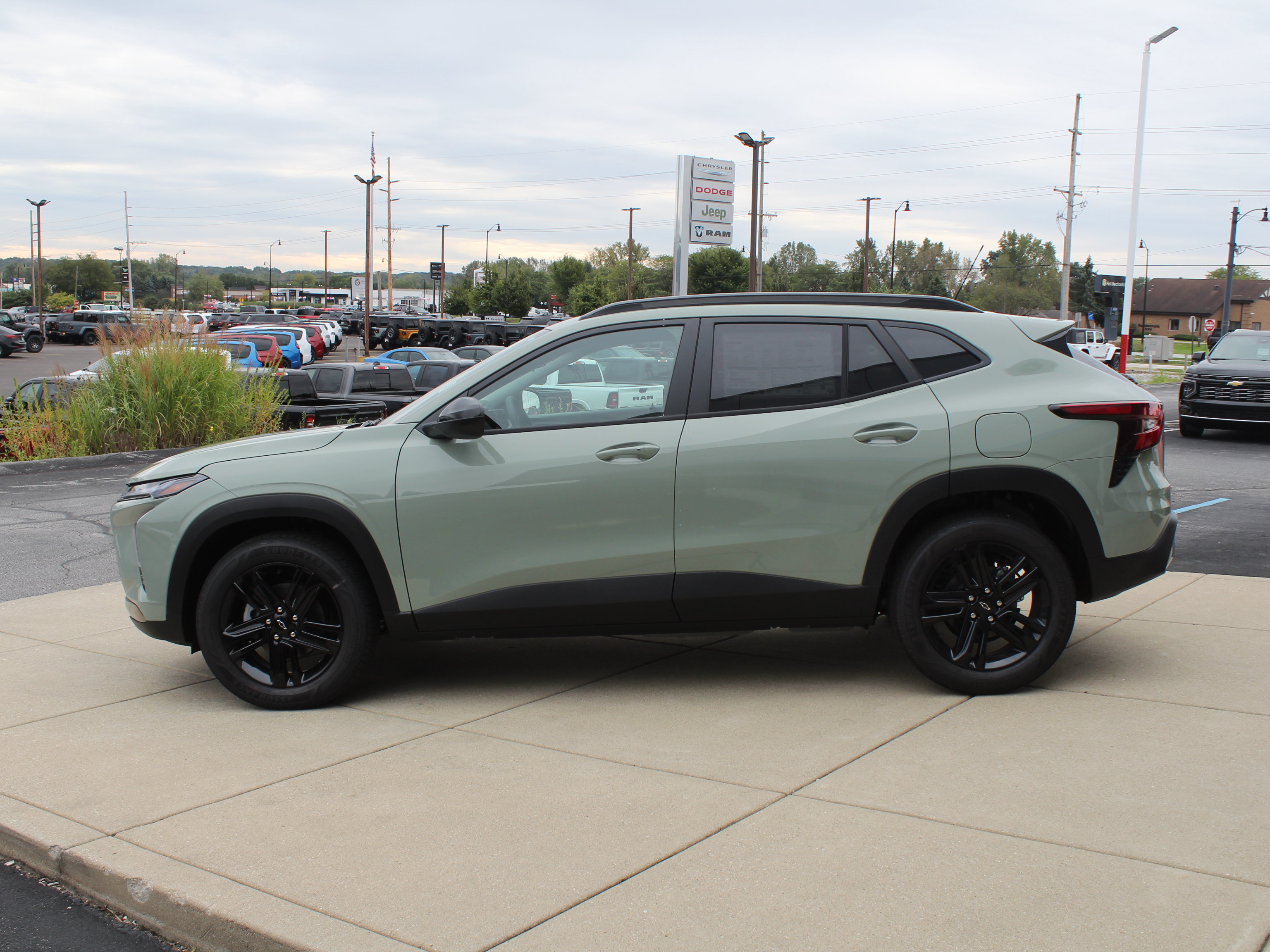 New 2026 Chevrolet Trax ACTIV w/ Driver Confidence Package FWD image 8