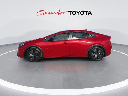 Certified 2024 Toyota Prius LE FWD image 5