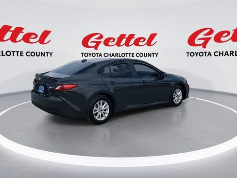 Certified 2025 Toyota Camry SE image 8