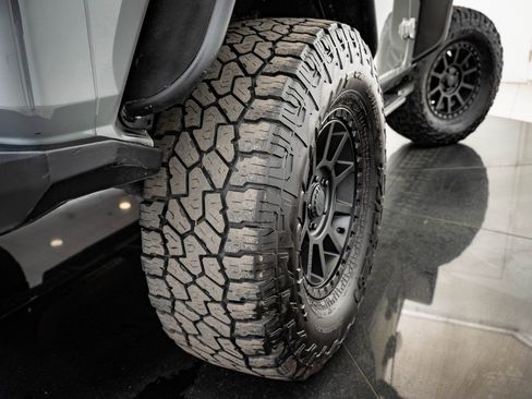 Used 2021 Jeep Wrangler Sport S image 40