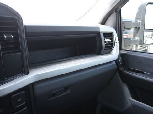 Used 2025 Ford F350 XL w/ XL Driver Assist Package AWD/4WD image 19