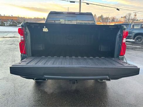 Used 2025 Chevrolet Silverado 1500 LT Trail Boss AWD/4WD image 8