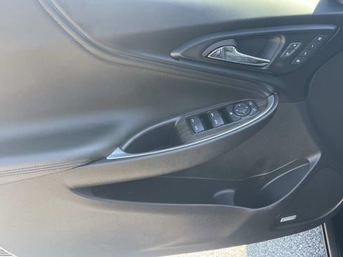 Used 2023 Chevrolet Malibu LT FWD image 14