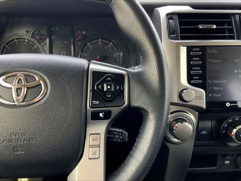 Used 2024 Toyota 4Runner SR5 AWD/4WD image 24