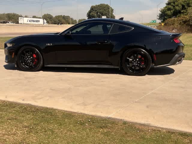 Used 2024 Ford Mustang GT Premium RWD image 4