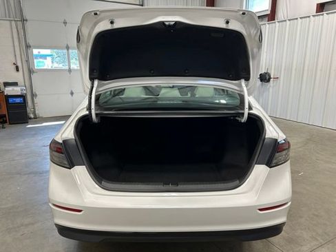 Used 2023 Honda Accord LX image 21