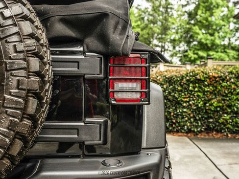 Used 2014 Jeep Wrangler Unlimited Rubicon AWD/4WD image 87