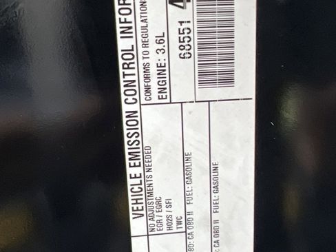 Used 2022 Jeep Grand Cherokee Laredo E image 27