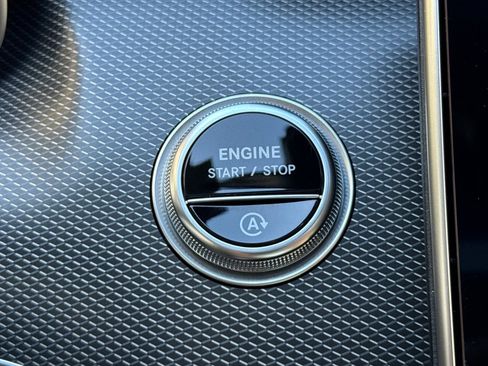 Certified 2025 Mercedes-Benz C 300 4MATIC Sedan image 22