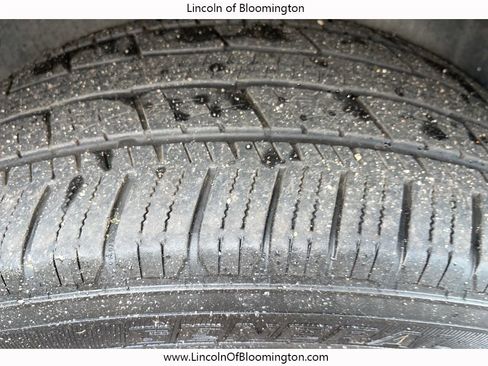 Used 2022 Ford Expedition Max Limited image 13