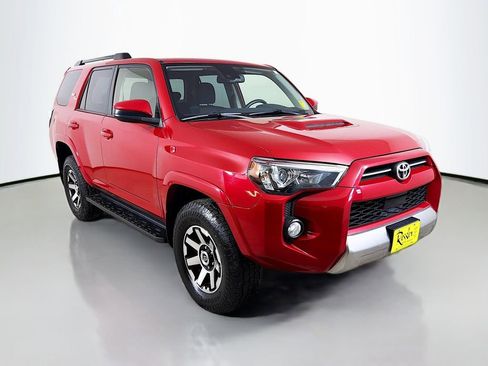 Used 2020 Toyota 4Runner TRD Off-Road AWD/4WD image 4