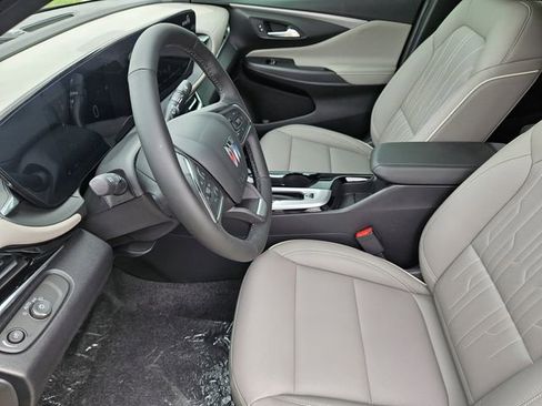 New 2026 Buick Envista Sport Touring FWD image 9